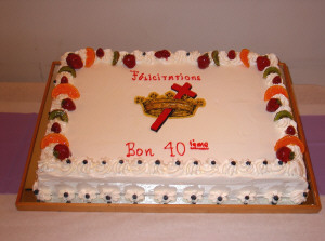 Gteau anniversaire du Cercle Mrg J.B. Tremblay de Donnacona (Filles d'Isabelle)