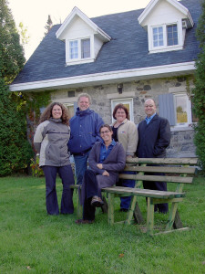 Marylne Tessier, Roger Bertrand, Guylaine Charest, Danielle Garneau et Marco Thibault, chef de cabinet, lors d'une runion de planification  la maison du gardien,  Saint-Alban