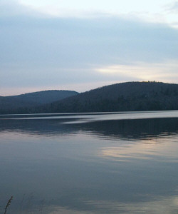 Fin d'automne au Lac Simon, 
		Saint-Lonard